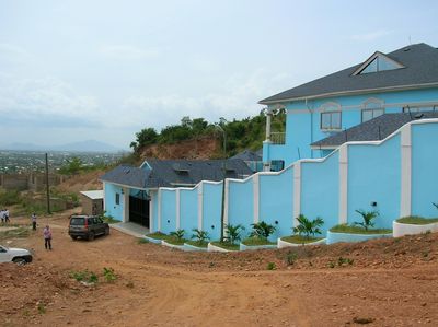 Maurice-Asola-Fadolas-mansion.jpg image