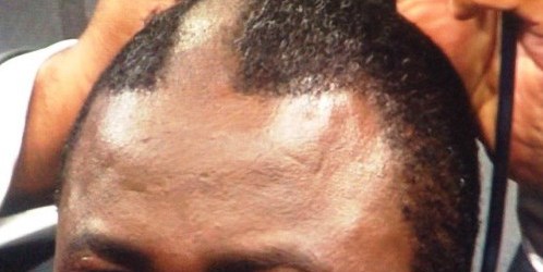 sammy-kuffour-having-his-hair-cut-e1423438149208