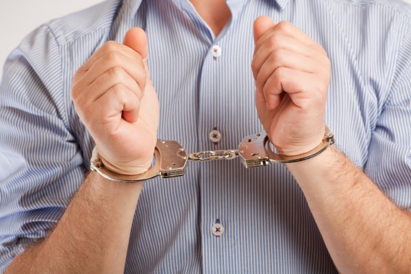 wpid-white-man-in-handcuffs-bellanaija-600x400.jpg