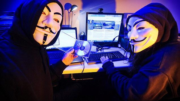 Anonymous Reveals List of ISIS-linked Twitter Accounts