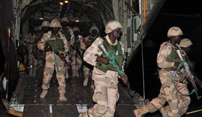 wpid-nigerian-troops-0204.jpg