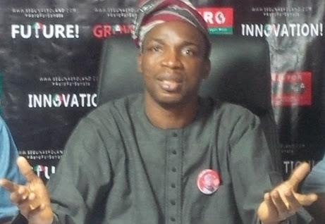 Defeated Senate Aspirant, Segun Adewale Retrieve SUV Gift From Oba Elegbeda's Garage