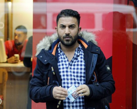 Wife Gave Husband Blow Job In Shopping Centre Lifts – As their Kids Looks On