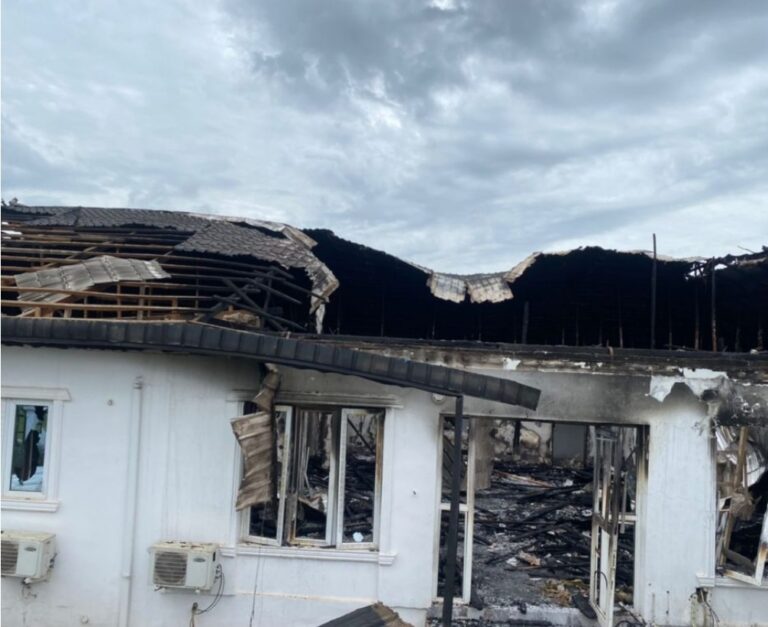 Fire Outbreak Razes Building Inside Ooni’s Palace