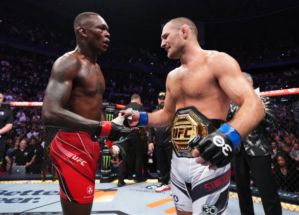 Strickland Defeats Adesanya to Become new Middleweight Champion