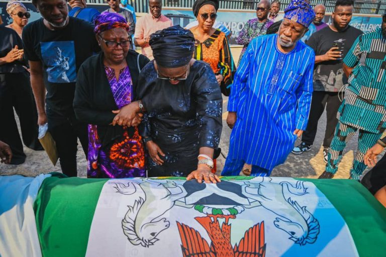  PICTORIAL: Akeredolu’s body arrives from Germany