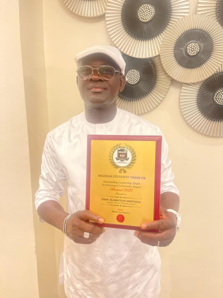 Nigerian Students Union UK Honours Engr. Oluwatoyin Omotosho with Outstanding Leadership Award