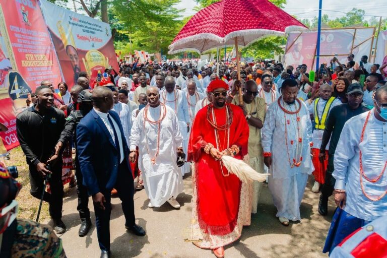 Olu of Warri Leads Spectacular Regatta to Ancestral Homeland in Coronation Celebration