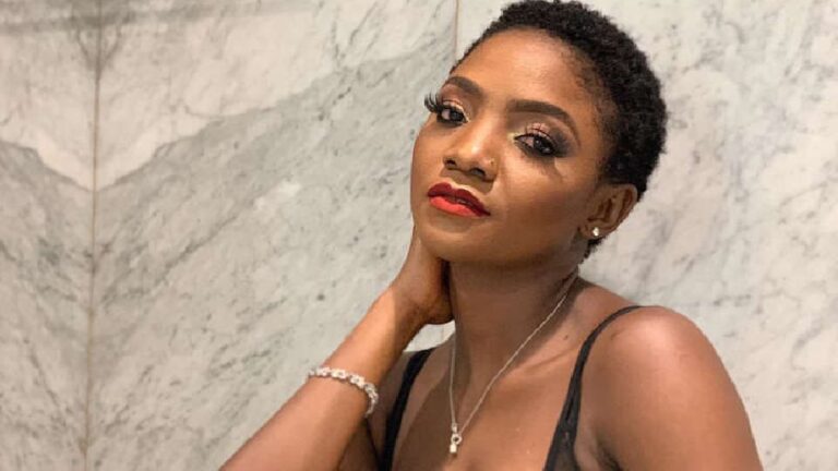 Deyemi Wades Into Simi Tweet Controversy, Urges Calm Interpretation