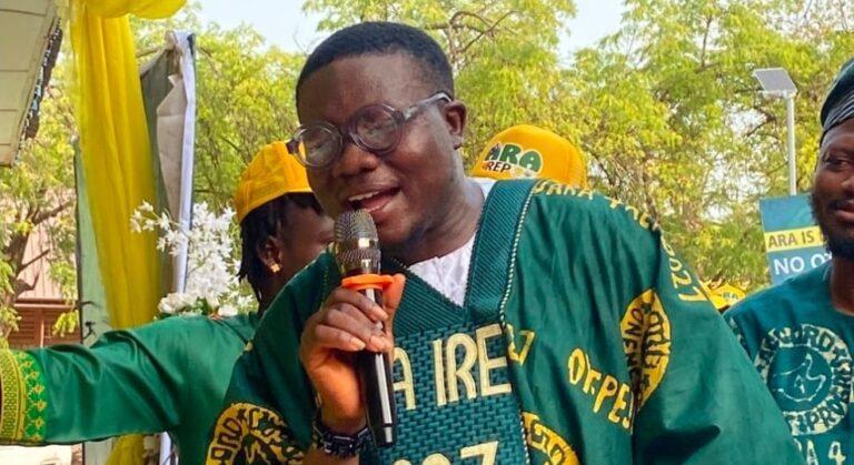 Mass Defection Rocks Oyo Politics as Ademola Oyepeju Ara Declares 2027 Reps Bid Under Accord Party
