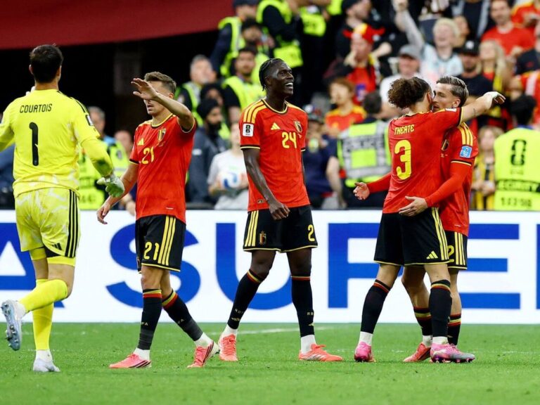 Belgium Thrash New Zealand 5-1 to Reach World Cup Knockout Stage