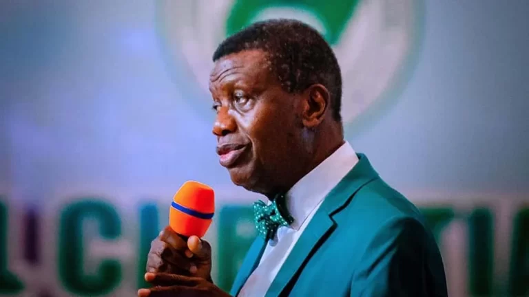 Adeboye Urges FG to Give Security Chiefs 90-Day Deadline to End Terrorism