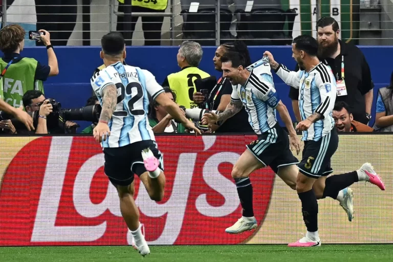 World Cup Last Four Set: England Renew Argentina Rivalry as France Meet Spain